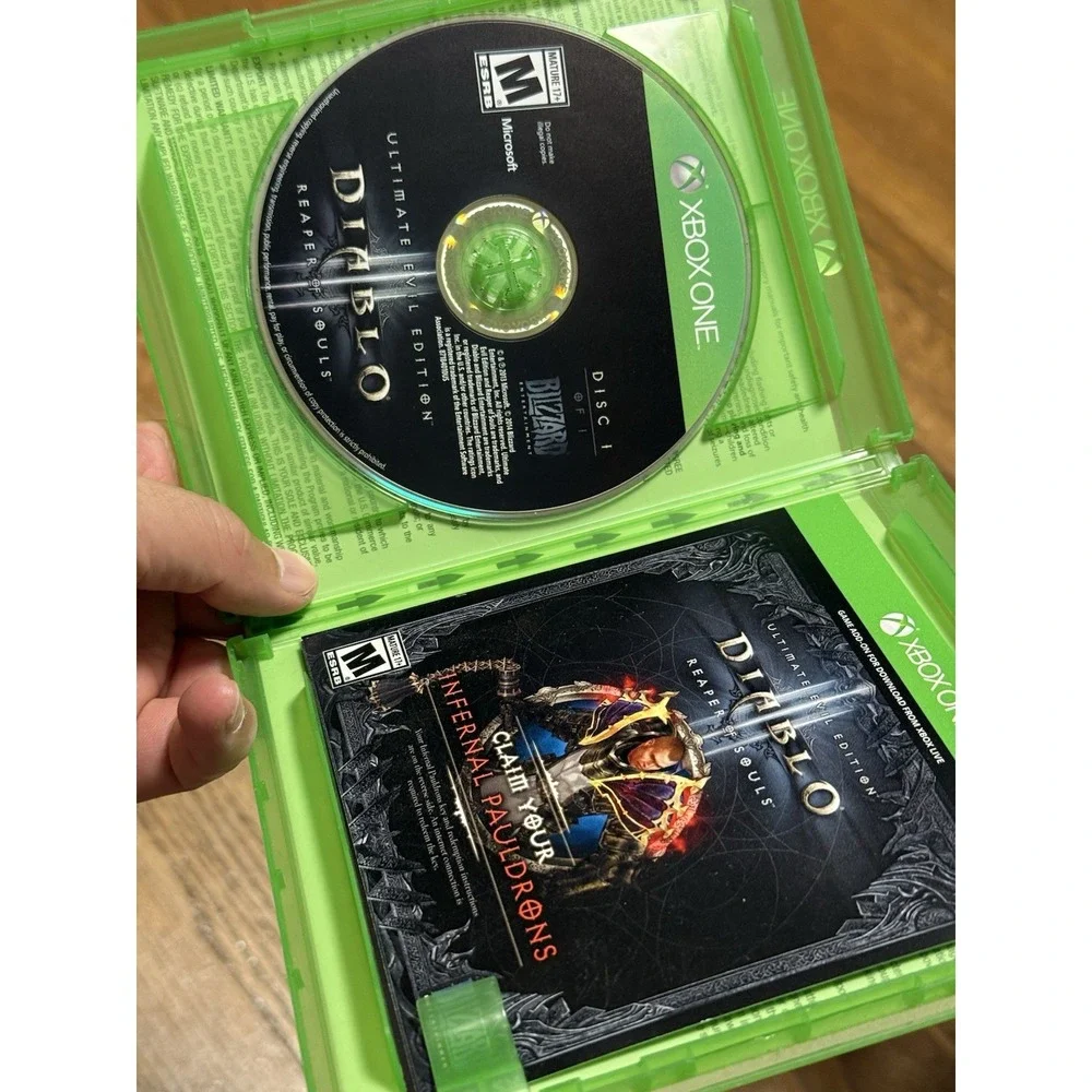 Xbox One Games Lot Of 4 , Grand Theft 5, Diablo, Assassin's Creed , Battlefield